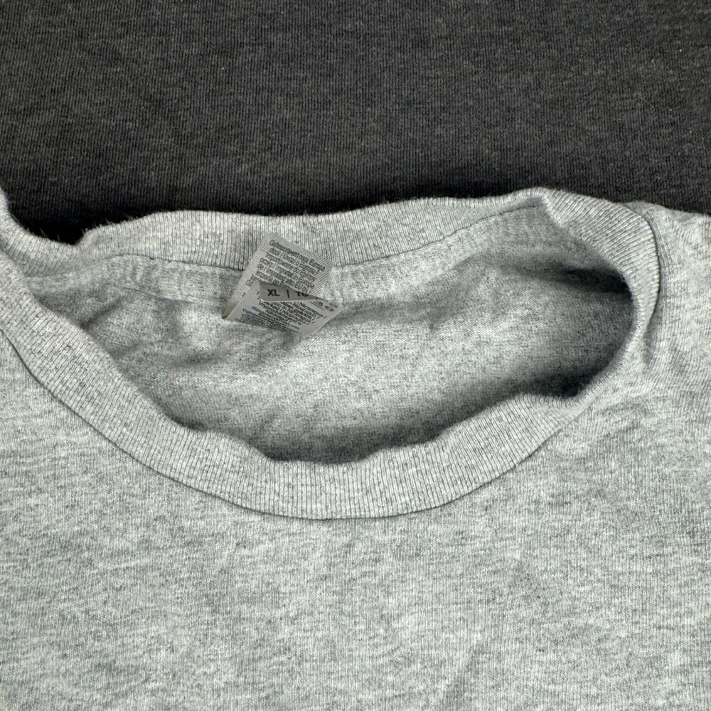 Mens XL Gray Rip's Train Station Yellowstone One Way‎ Tours Graphic T Shirt - Picture 3 of 8